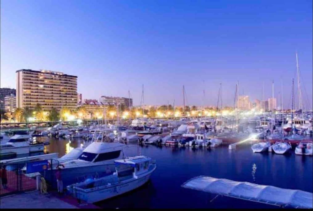 Precioso Apartamento Con Vistas Al Mar. Piscina. Valencia Ngoại thất bức ảnh